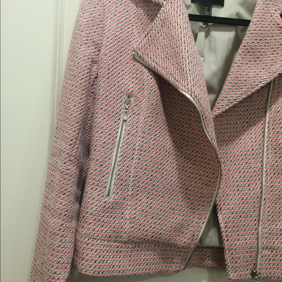 Pink Jacket - Picture 2 of 7
